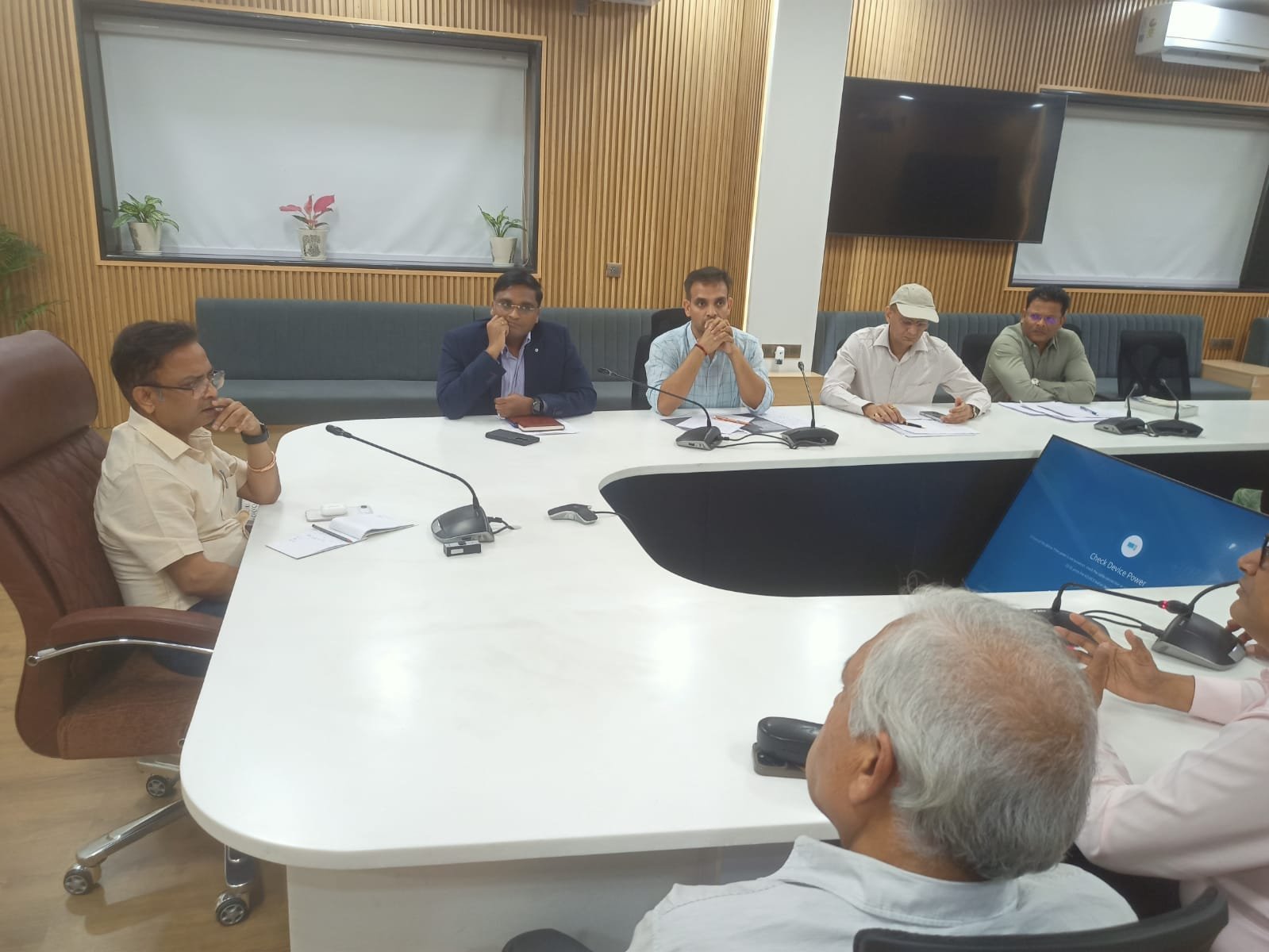 श्रमिकों का हक मारना पड़ेगा भारी! प्रमुख सचिव ने दिए कड़े निर्देश