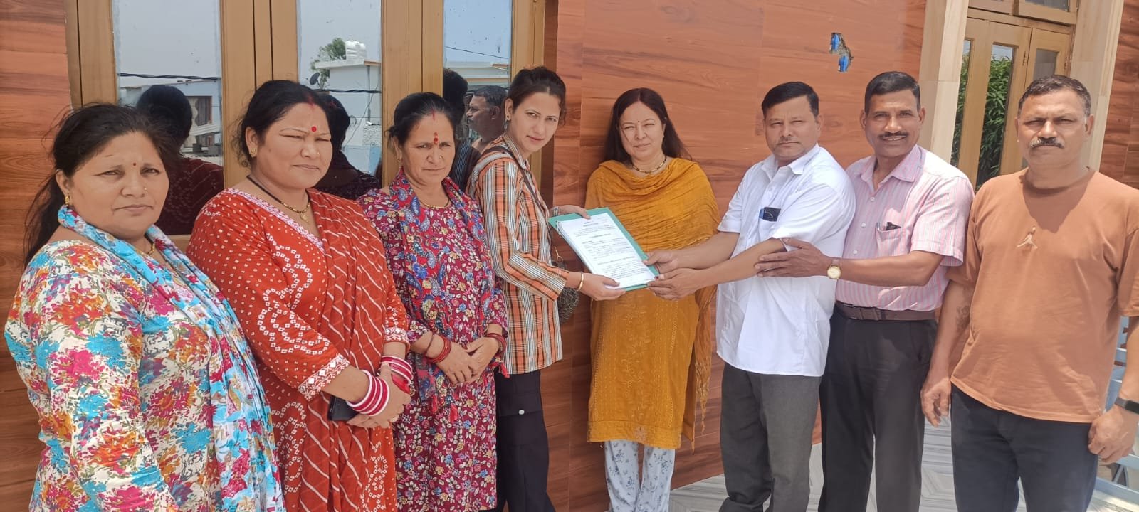 वनाधिकार समिति ने बसंती आर्य को सौंपा दावा, परीक्षण में निभाएंगी अहम भूमिका।