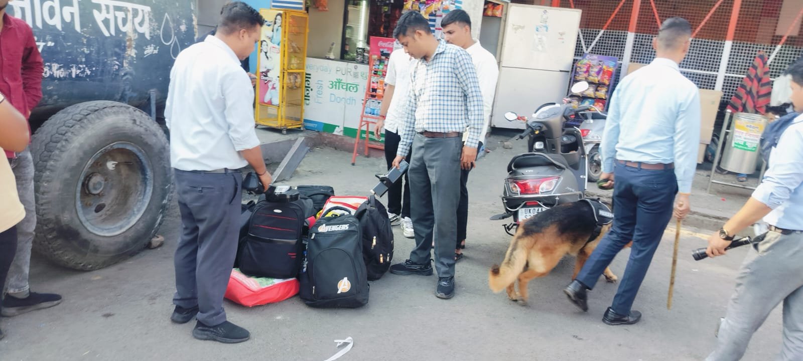 वीकेंड पर अलर्ट मोड में नैनीताल पुलिस, कैंची धाम और भीमताल में कड़ी सुरक्षा व्यवस्था