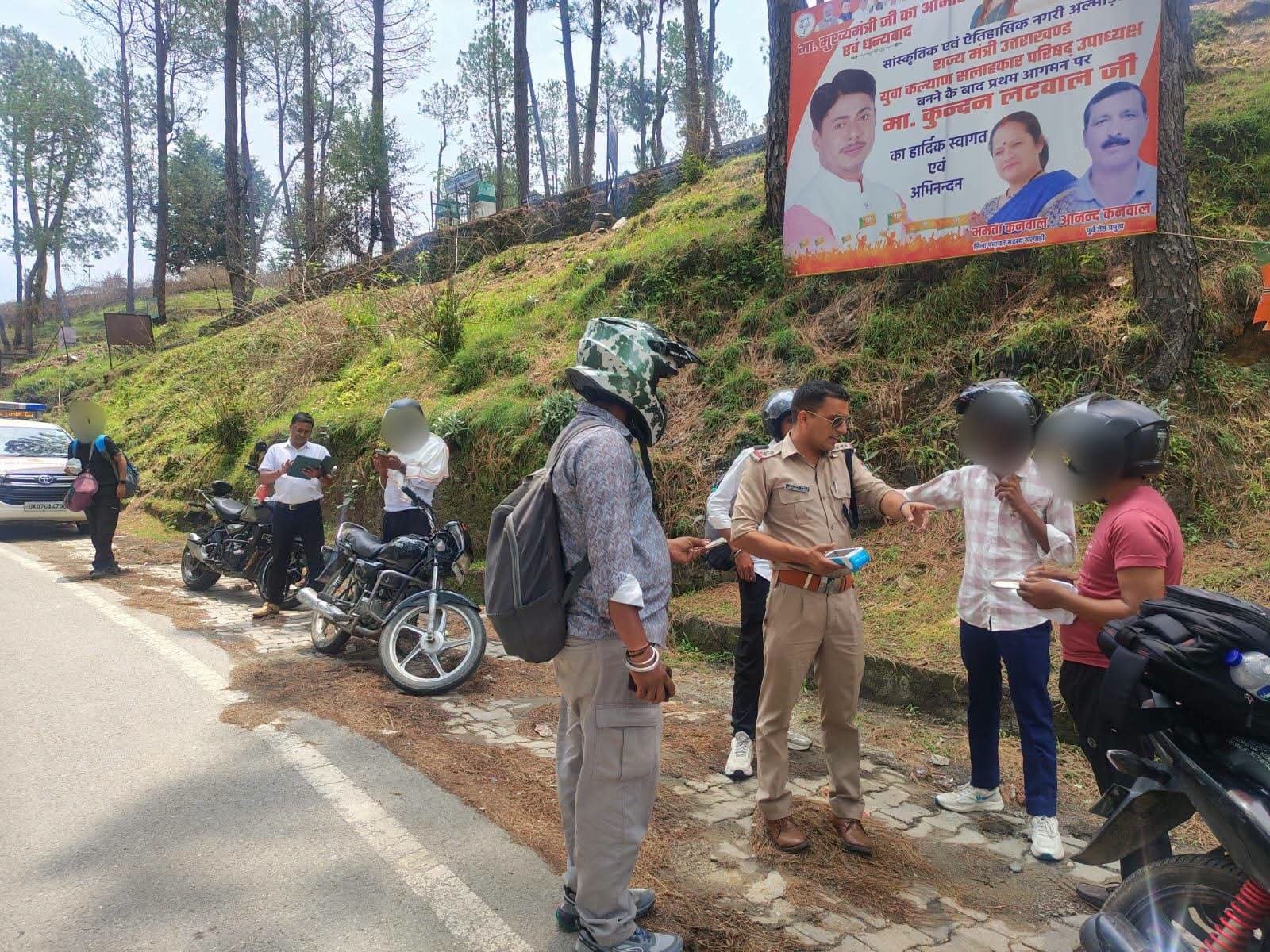 अल्मोड़ा में ट्रैफिक नियम तोड़ने वालों पर बड़ा एक्शन, संयुक्त चेकिंग में 22 वाहन चालकों पर चला कानून का डंडा
