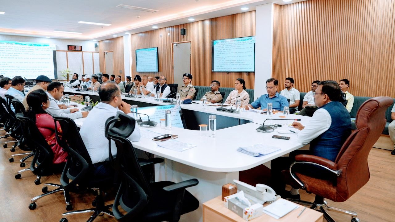 कांवड़ मेले की तैयारियां तेज, मुख्य सचिव ने दिए सुरक्षा, ट्रैफिक और स्वास्थ्य व्यवस्थाओं के सख्त निर्देश